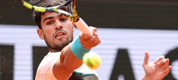 九游娱乐网页-包含ATP总决赛险胜法网，阿尔卡拉斯扛起全队的词条