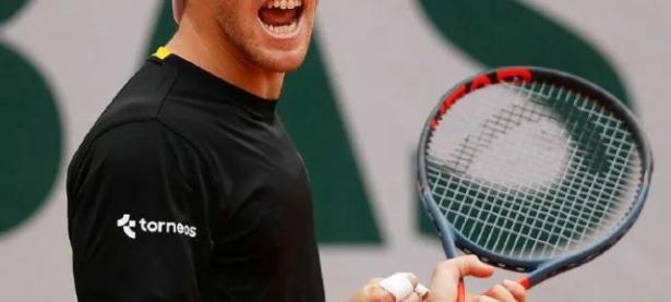 九游娱乐-NS横扫C9，Bin拿下关键大龙峡谷大战全球总决赛，强势挺进下一轮