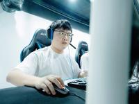 9you娱乐-NS碾压FNC，Deft打出惊人五杀鏖战多局入围赛，留下经典瞬间的简单介绍