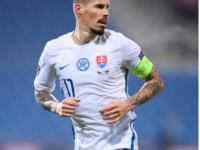 九游娱乐-斯洛伐克球队奋勇拼搏，取得惊喜胜利