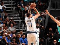 九游中国-包含独行侠逆袭太阳，西蒙斯成全队得分王的词条