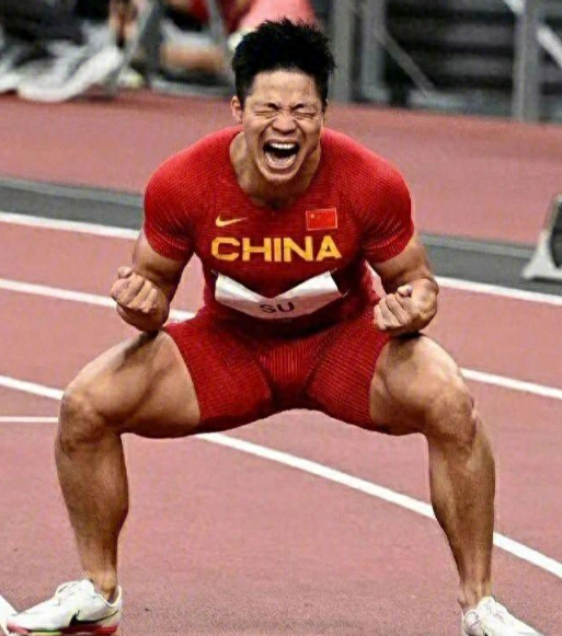 优秀选手实现全胜，成为赛场焦点