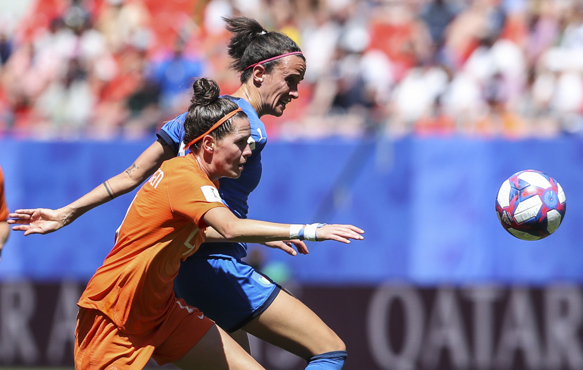 瓦朗谢纳队员集体受伤,主力缺阵影响战绩的简单介绍 瓦朗谢纳队员集体受伤,主力缺阵影响战绩的简单介绍