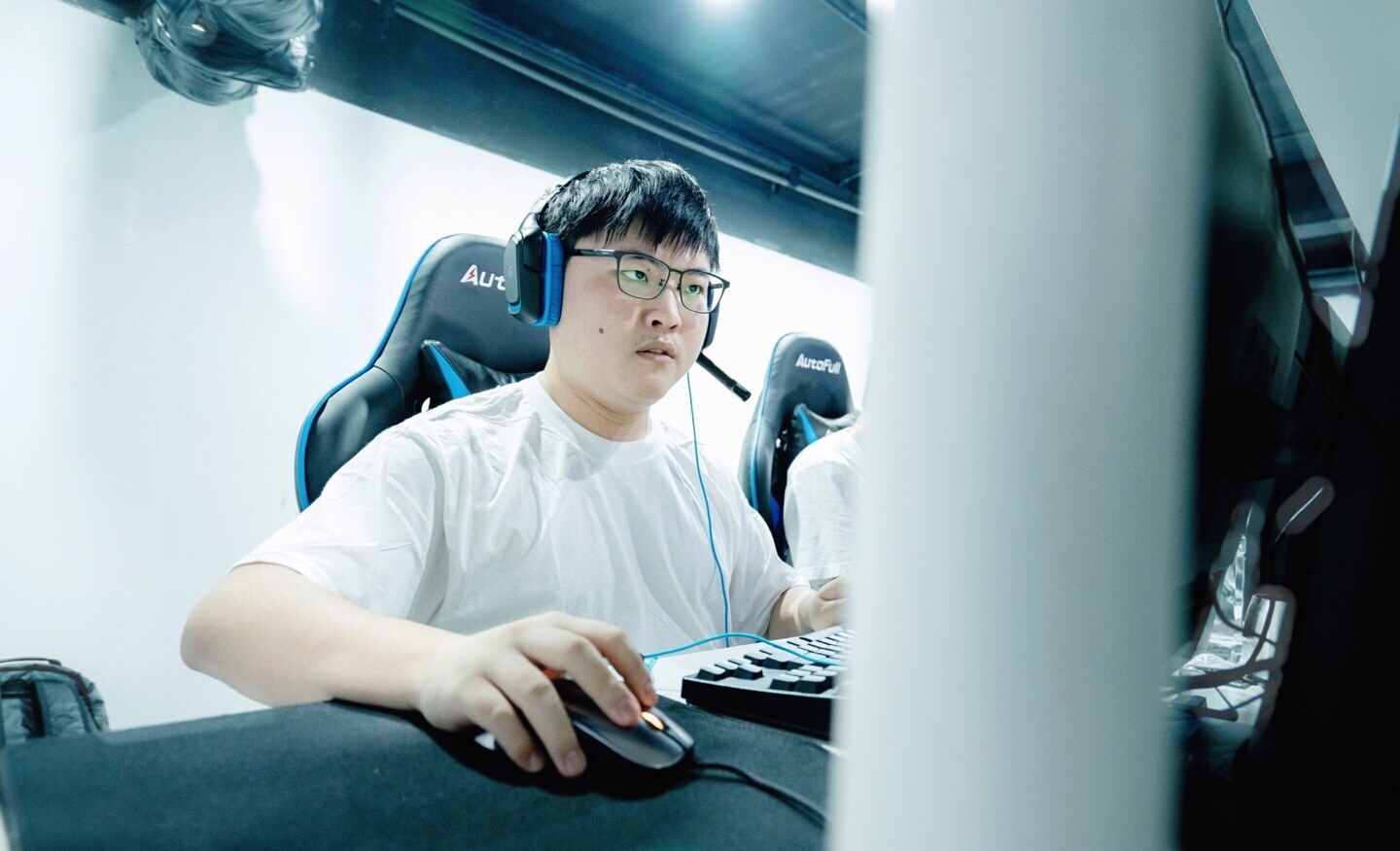 NS碾压FNC,Deft打出惊人五杀鏖战多局入围赛,留下经典瞬间的简单介绍 NS碾压FNC,Deft打出惊人五杀鏖战多局入围赛,留下经典瞬间的简单介绍