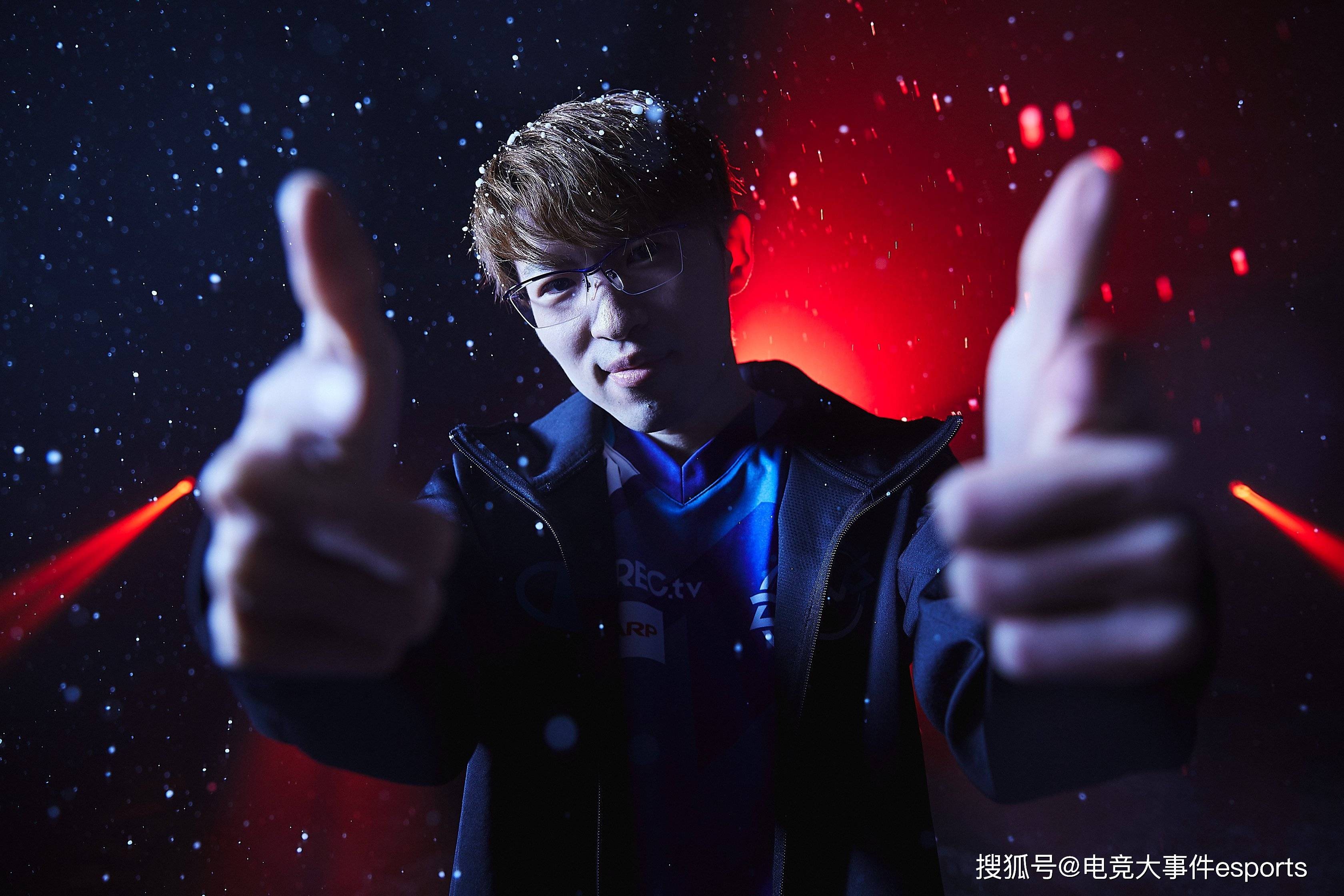 C9力克EG,Tarzan完成史诗逆转峡谷大战入围赛,让粉丝疯狂欢呼的简单介绍 C9力克EG,Tarzan完成史诗逆转峡谷大战入围赛,让粉丝疯狂欢呼的简单介绍