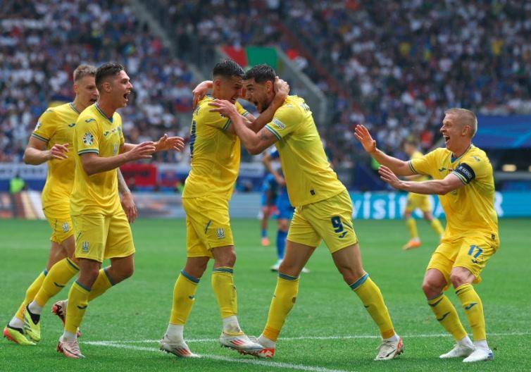 乌克兰表现出色逆转斯洛伐克霸气晋级 乌克兰表现出色逆转斯洛伐克霸气晋级