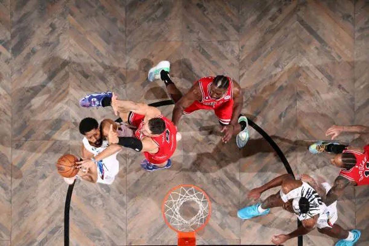 篮网后场双枪连发：杜兰特欲终结胜负