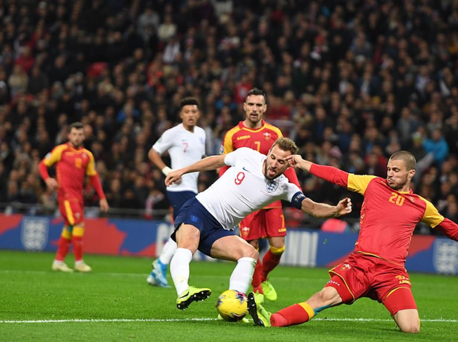 英格兰队实力崛起，直面白俄罗斯队瞄准胜利