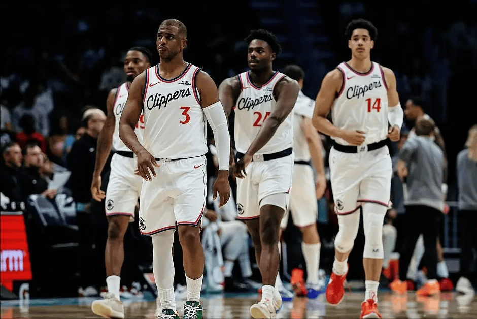 快船完胜火箭，保罗点燃赛场